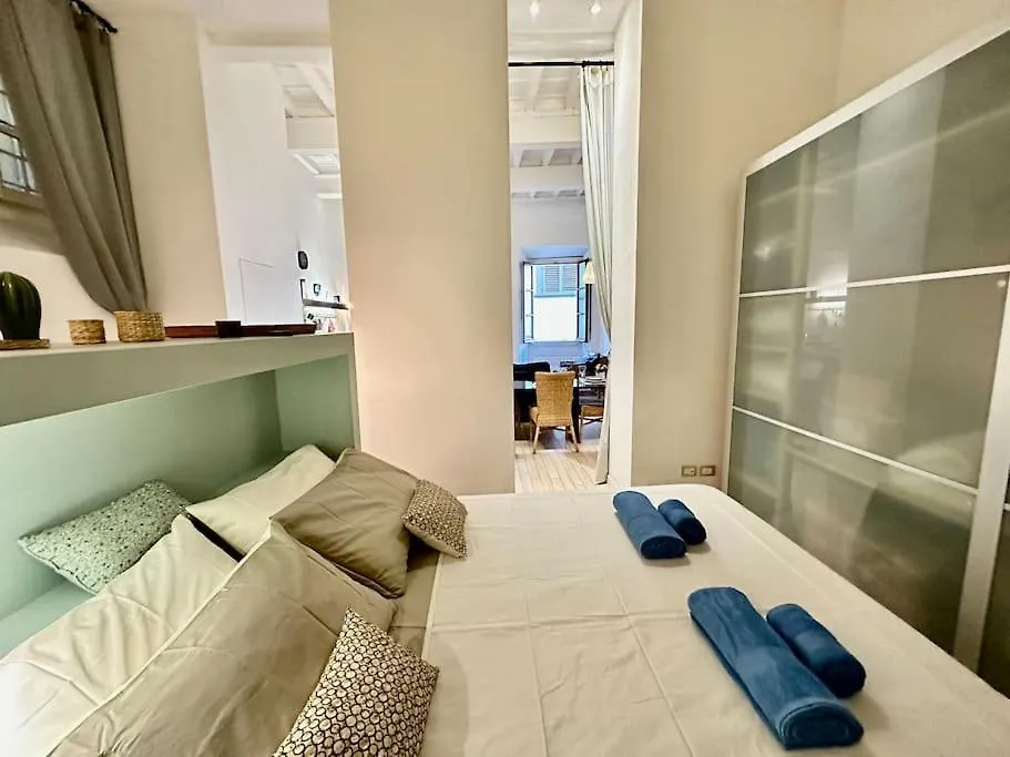 Near Ponte Vecchio: Central Luxury Flat Florence 0*,  Italie