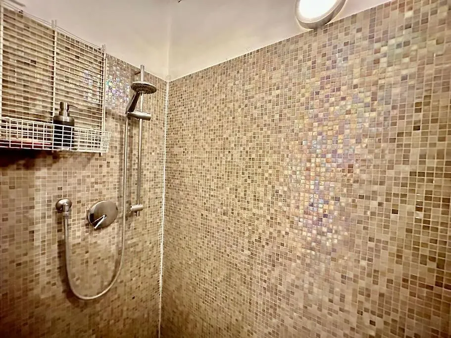 Near Ponte Vecchio: Central Luxury Flat Florence