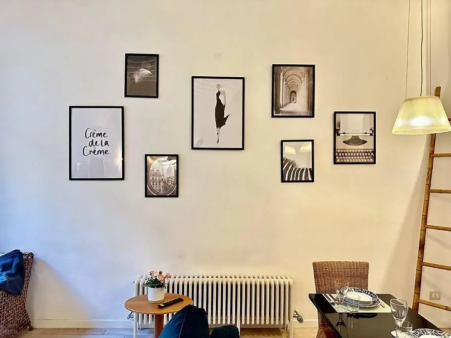 Near Ponte Vecchio: Central Luxury Flat Florence Apartment