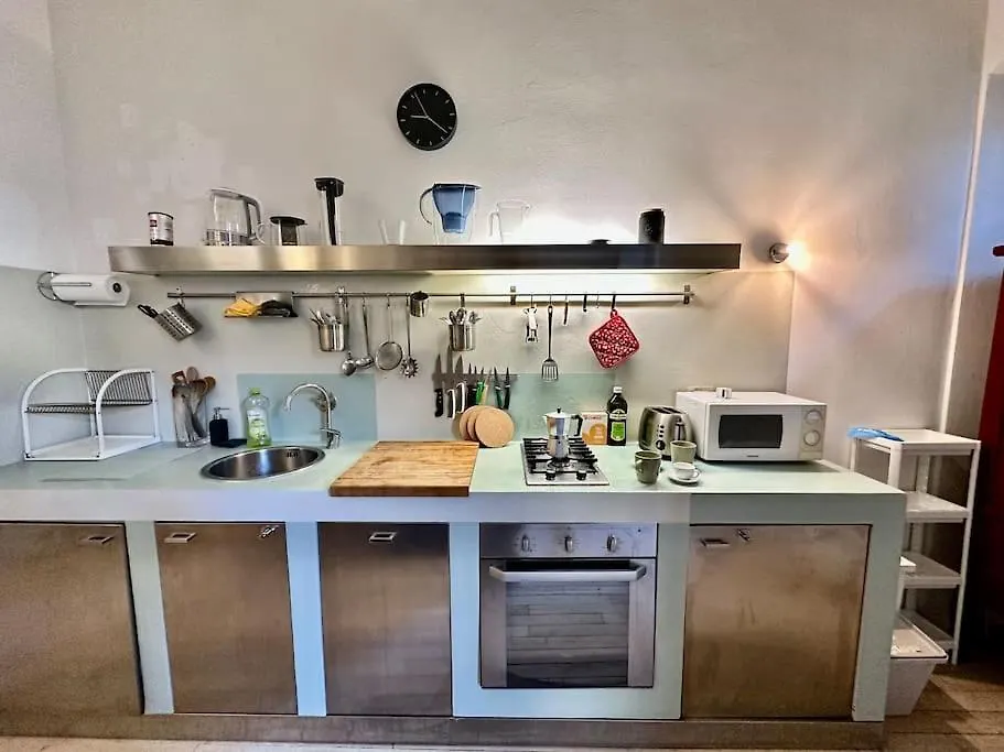 Near Ponte Vecchio: Central Luxury Flat Florence